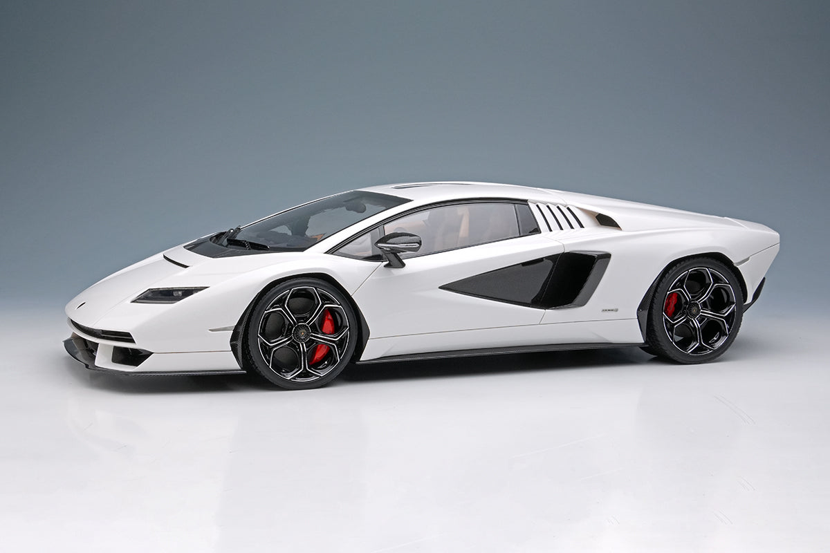 Pre-Order 1:18 Lamborghini Countach LPI 800-4 2022 EML160