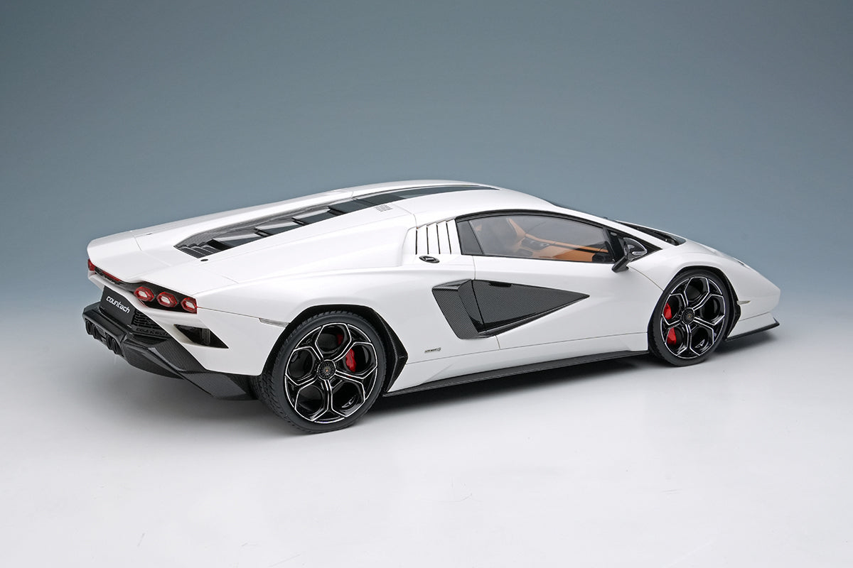 Pre-Order 1:18 Lamborghini Countach LPI 800-4 2022 EML160