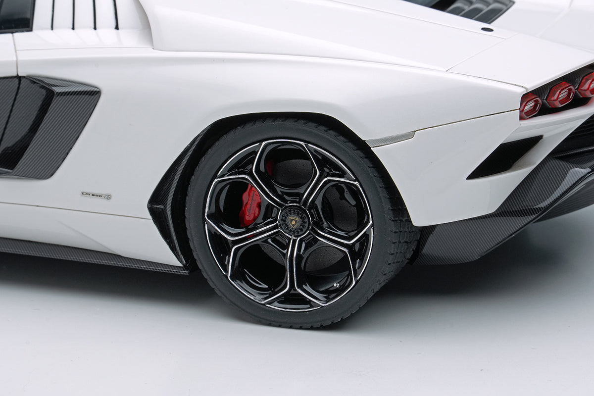 Pre-Order 1:18 Lamborghini Countach LPI 800-4 2022 EML160