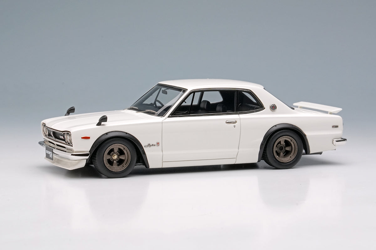 Pre-Order 1:43 Nissan Skyline 2000 GT-R (KPGC10) with Spoiler (NISSAN Works wheel) VM244