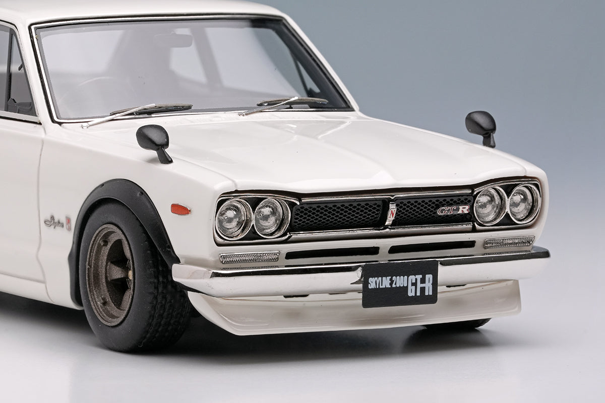 Pre-Order 1:43 Nissan Skyline 2000 GT-R (KPGC10) with Spoiler (NISSAN Works wheel) VM244