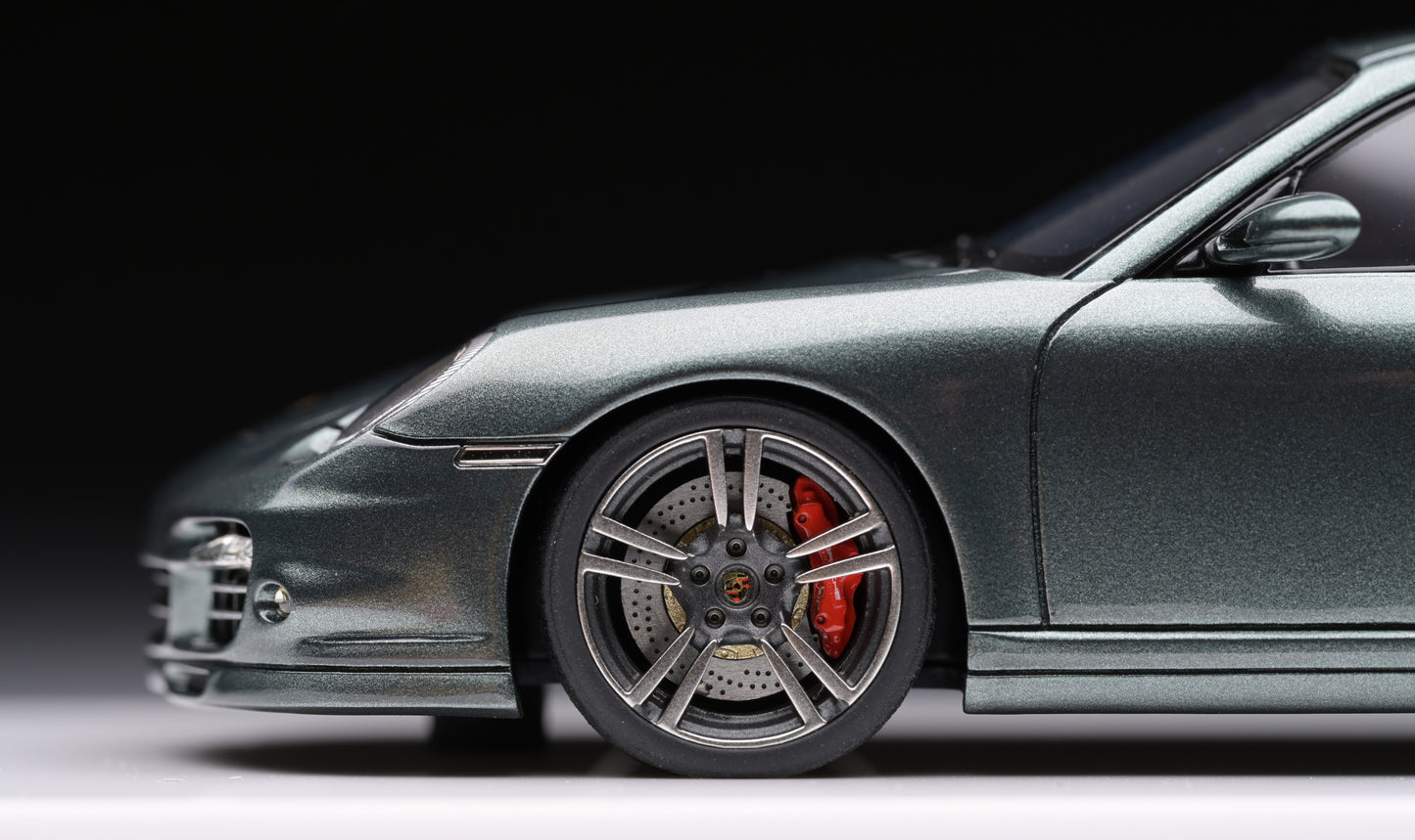 1:43 MakeUp Porsche 911 (997.2) Turbo 2010 EM619E