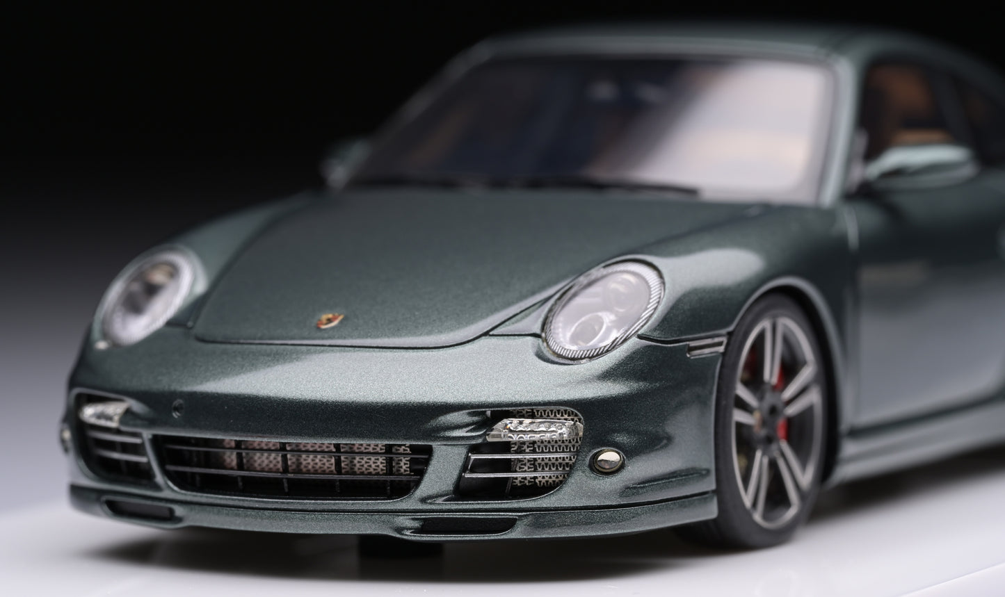 1:43 MakeUp Porsche 911 (997.2) Turbo 2010 EM619E