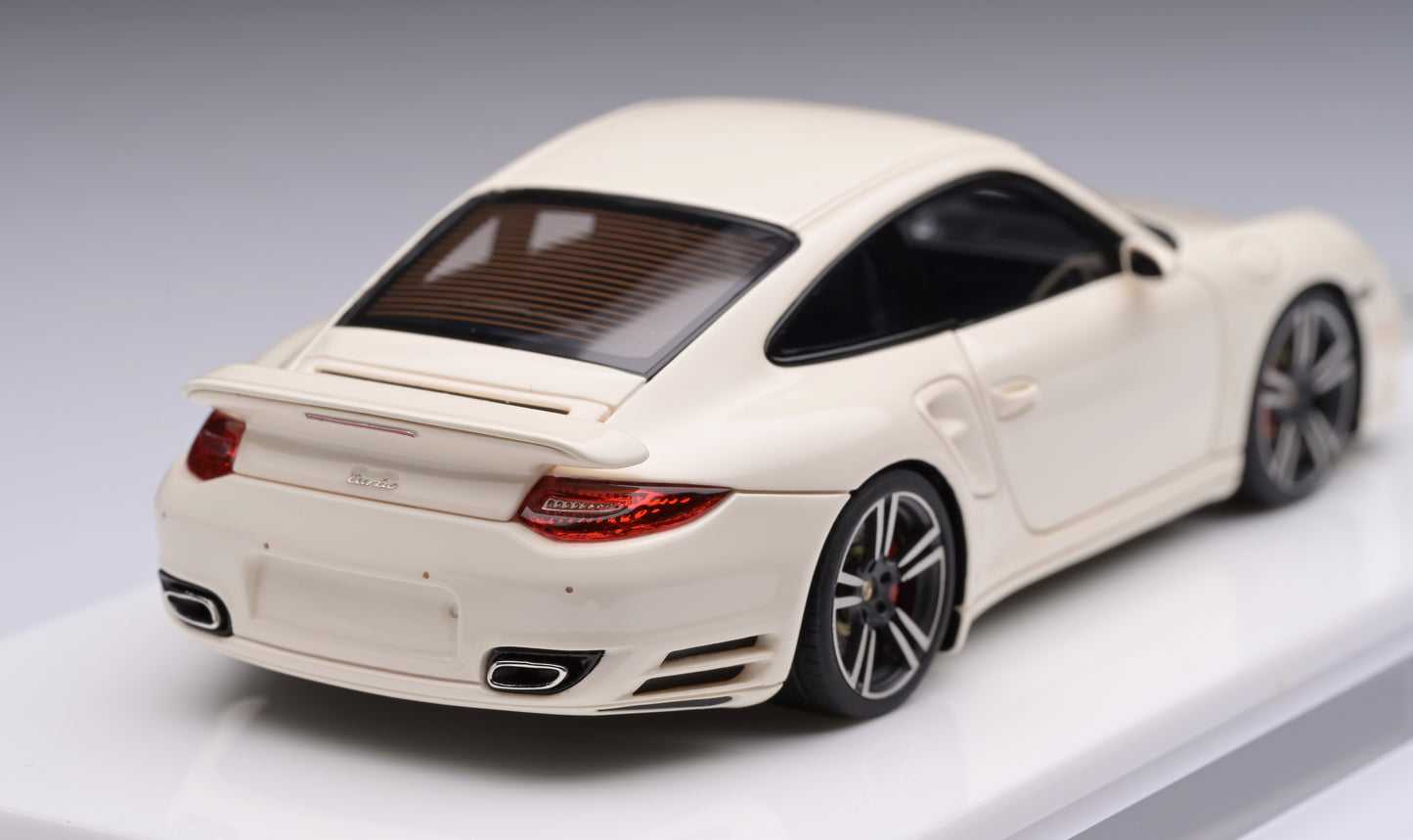 1:43 MakeUp Porsche 911 (997.2) Turbo 2010 EM619D