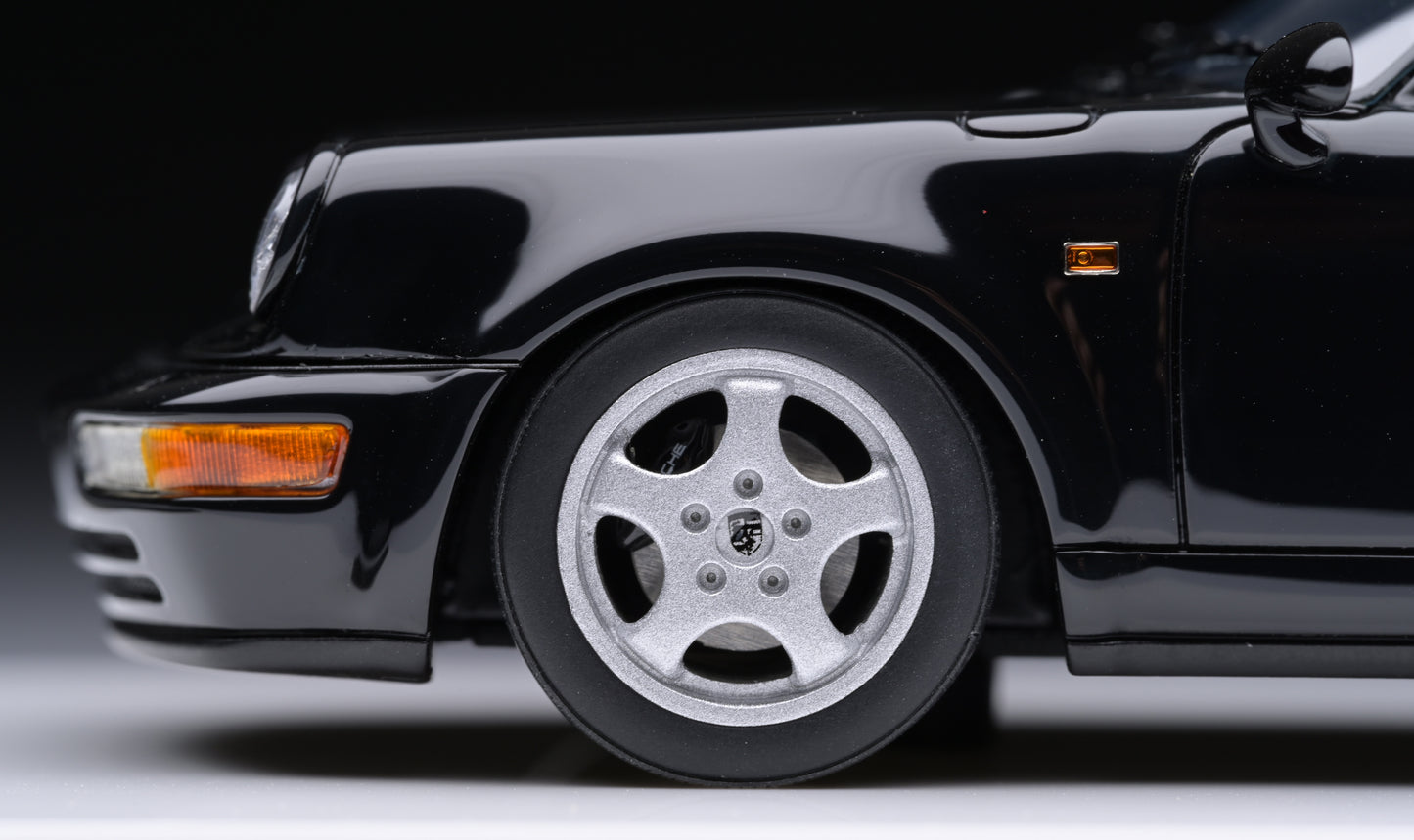 1:43 MakeUp Porsche 911 964 Speedster Turbo Look VM166B