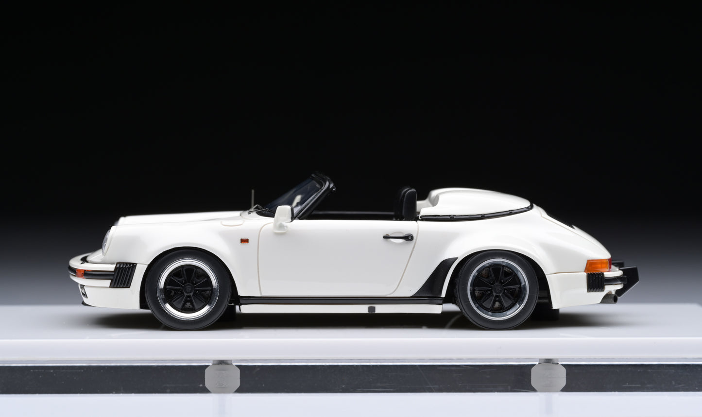 1:43 MakeUp Porsche 911 Carrera Speedster Turbolook VM138F