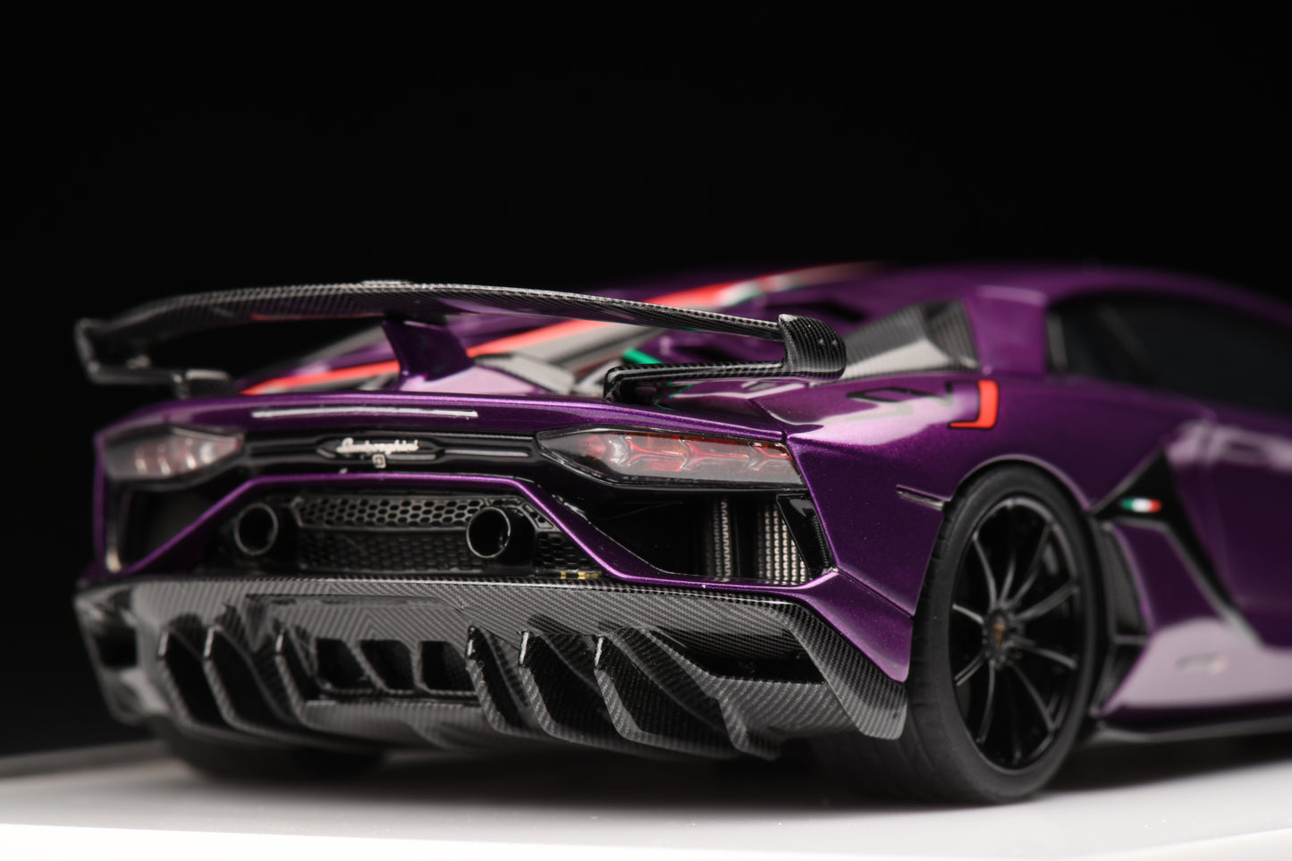 1:43 MakeUp Lamborghini Aventador SVJ 2018 (Nireo wheel) EM513G