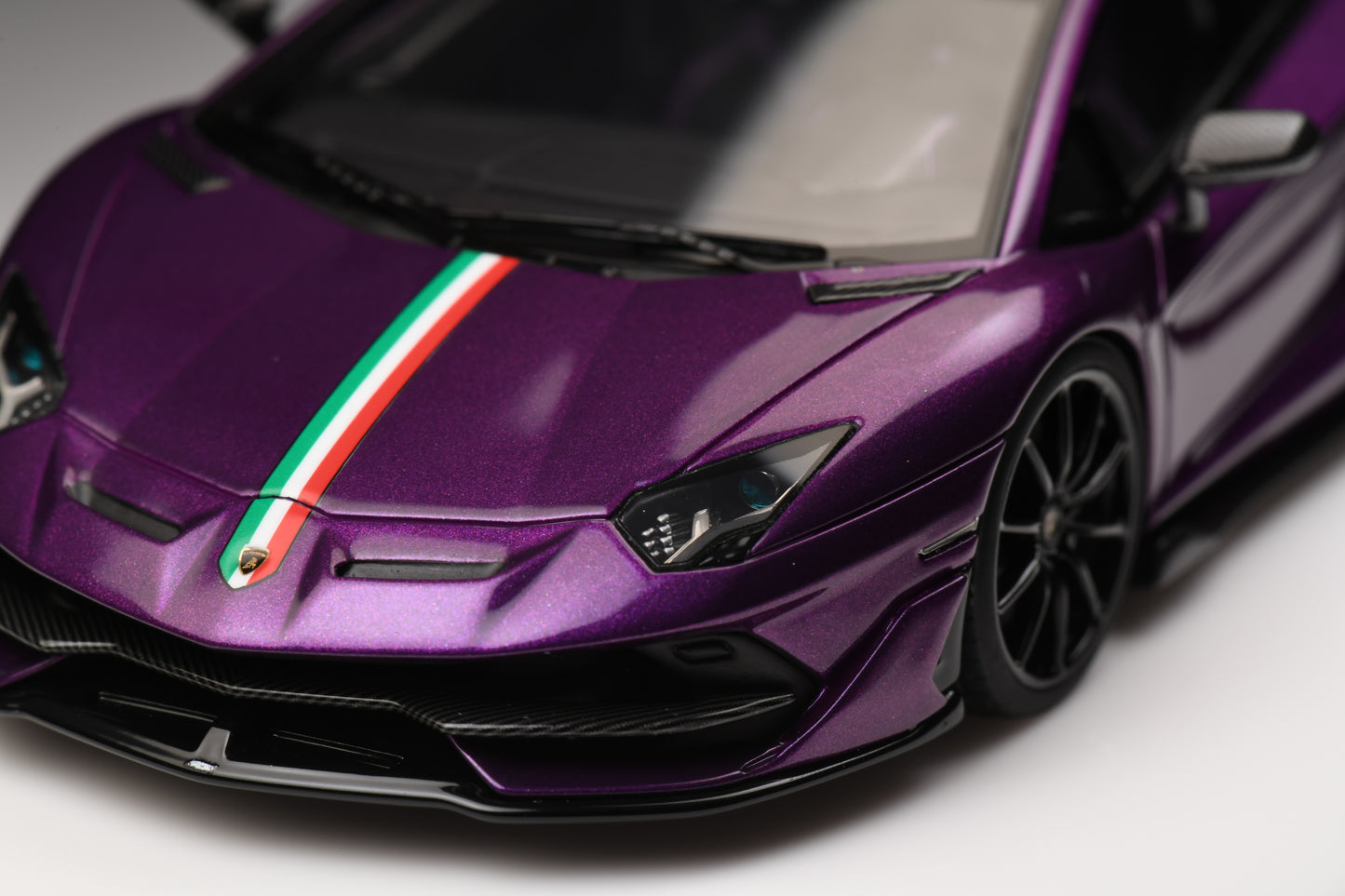 1:43 MakeUp Lamborghini Aventador SVJ 2018 (Nireo wheel) EM513G