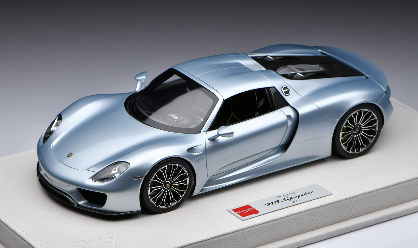 1:18 MakeUp Porsche 918 Spyder Liquid Metal Chrome Blue EML045F