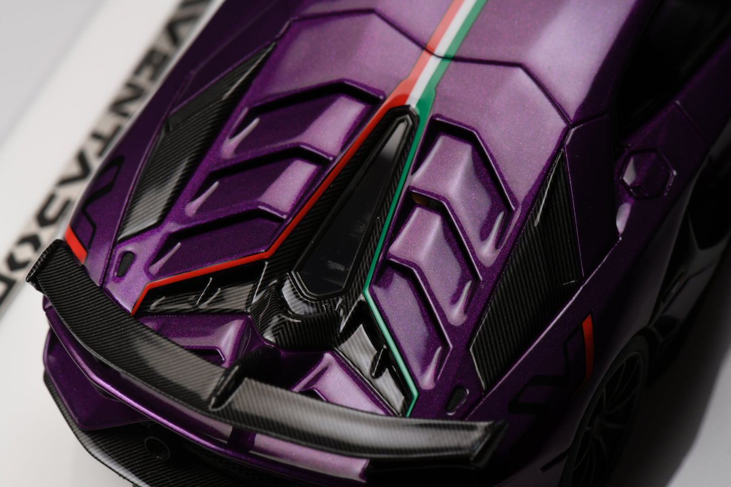 1:43 MakeUp Lamborghini Aventador SVJ 2018 (Nireo wheel) EM513G