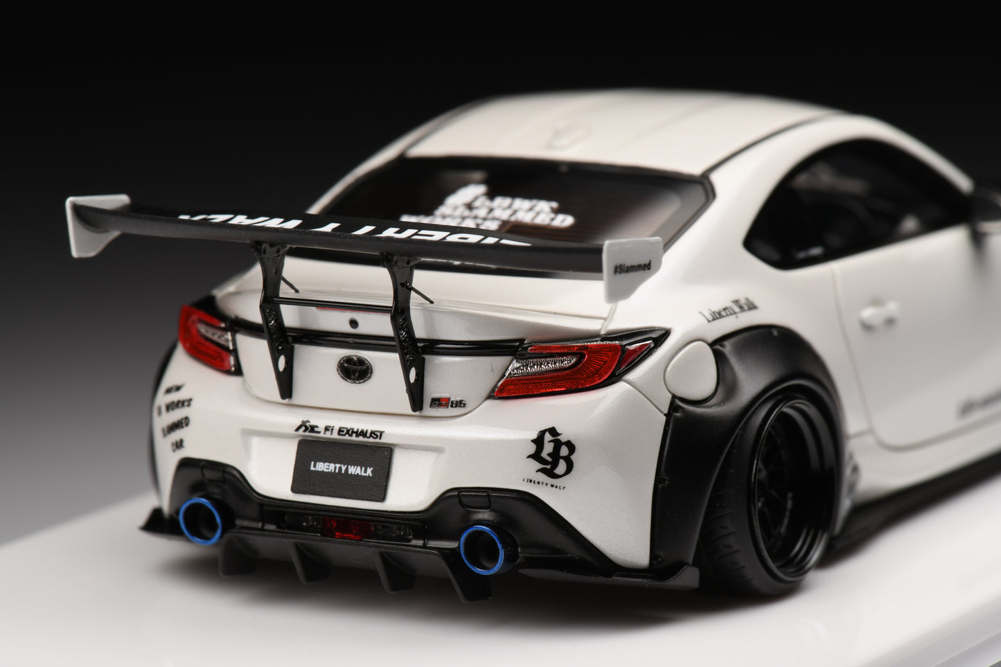 1:43 MakeUp LB Nation GR86 LB022A