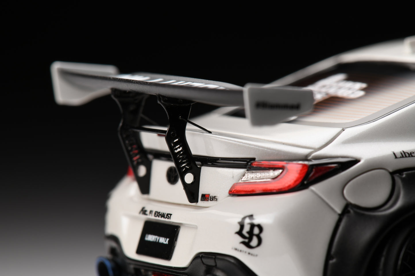 1:43 MakeUp LB Nation GR86 LB022A