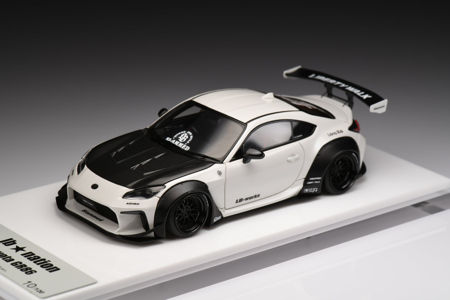 1:43 MakeUp LB Nation GR86 LB022A