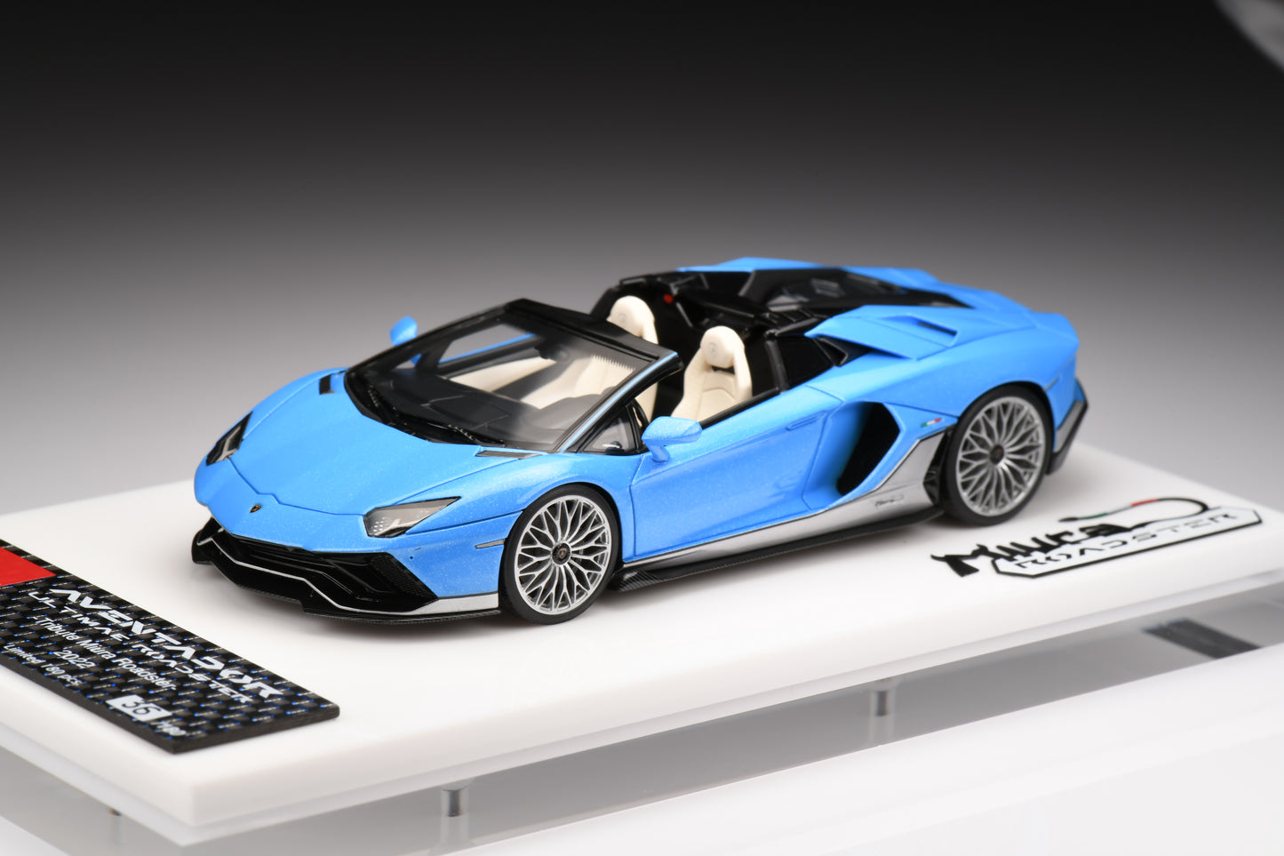 1:43 MakeUp Lamborghini Aventador LP780-4 Ultimae Roadster -Tribute Miura Roadster- 2022 EM701