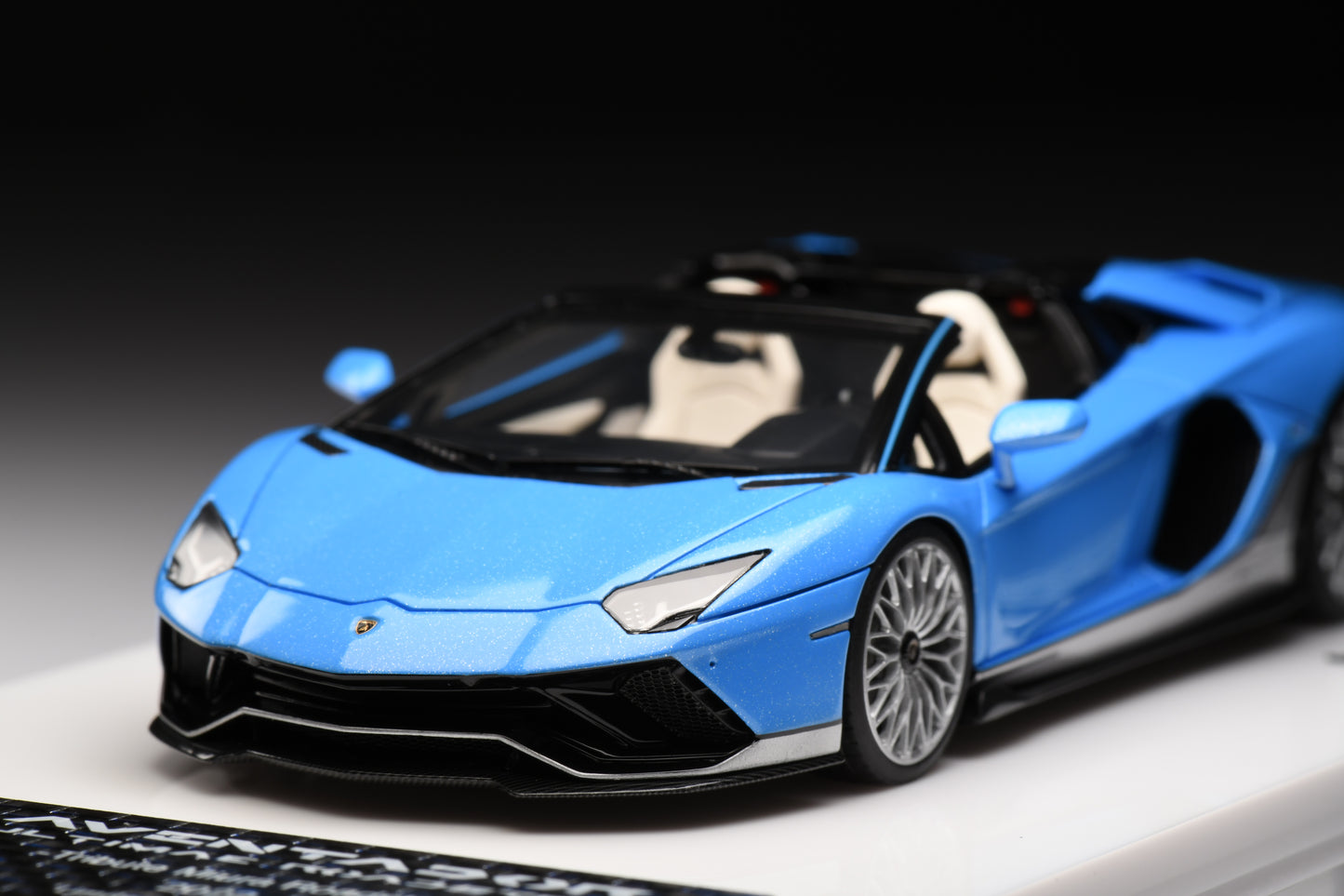 1:43 MakeUp Lamborghini Aventador LP780-4 Ultimae Roadster -Tribute Miura Roadster- 2022 EM701