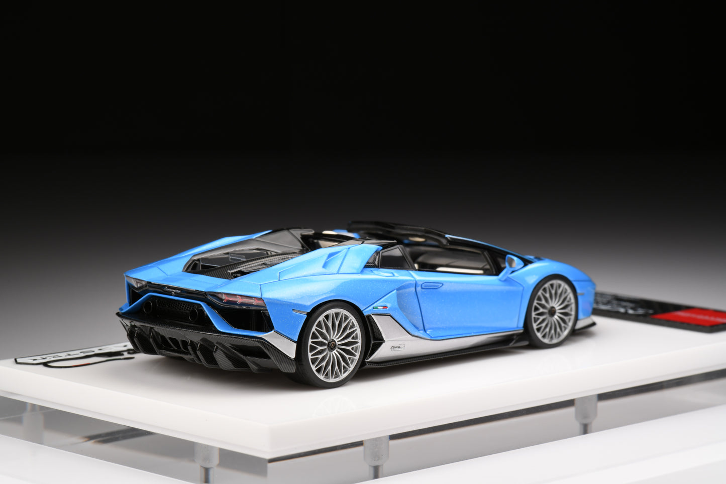 1:43 MakeUp Lamborghini Aventador LP780-4 Ultimae Roadster -Tribute Miura Roadster- 2022 EM701