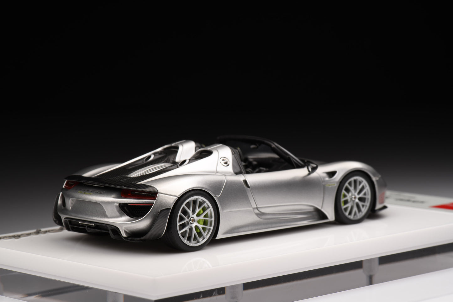 1:43 MakeUp Porsche 918 Spyder weissach package 2011 GT Silver EM569B