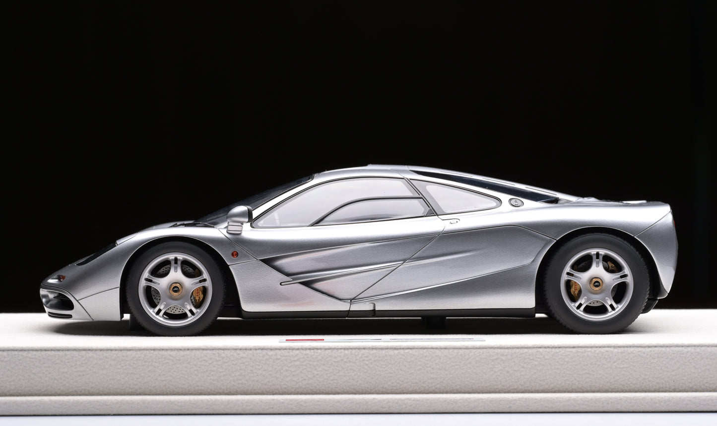 1:18 MakeUp McLaren F1 Road Car Magnesium Silver EML073A