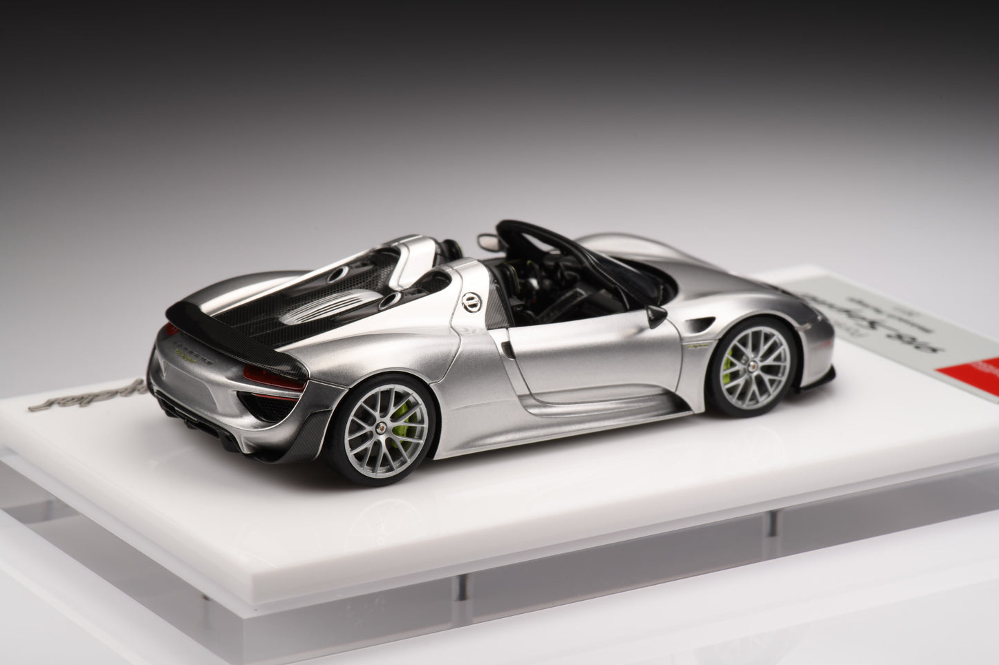 1:43 MakeUp Porsche 918 Spyder weissach package 2011 GT Silver EM569B