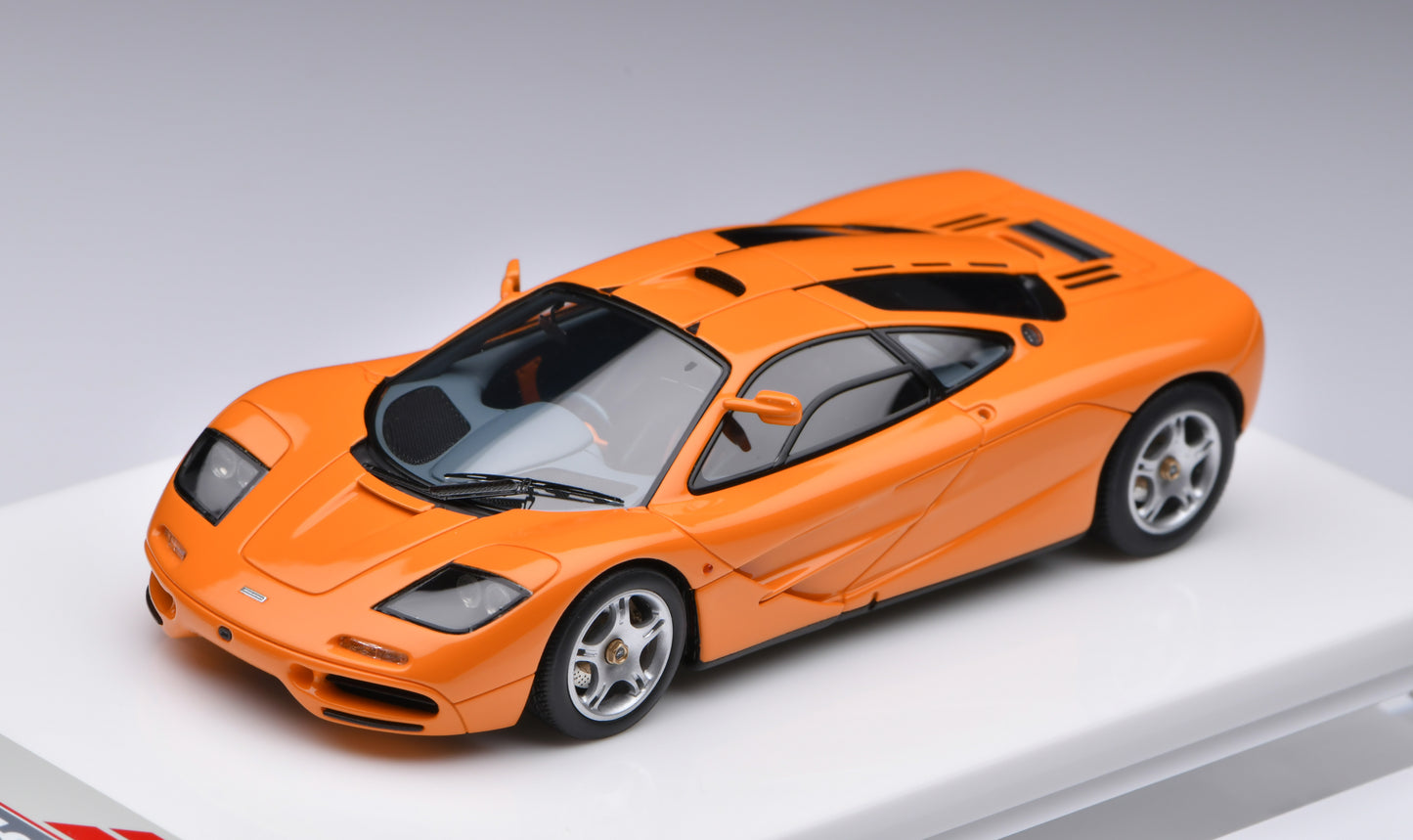 1:43 MakeUp McLaren F1 (Road car) 1995 S/N 071 Historic Orange EM748I