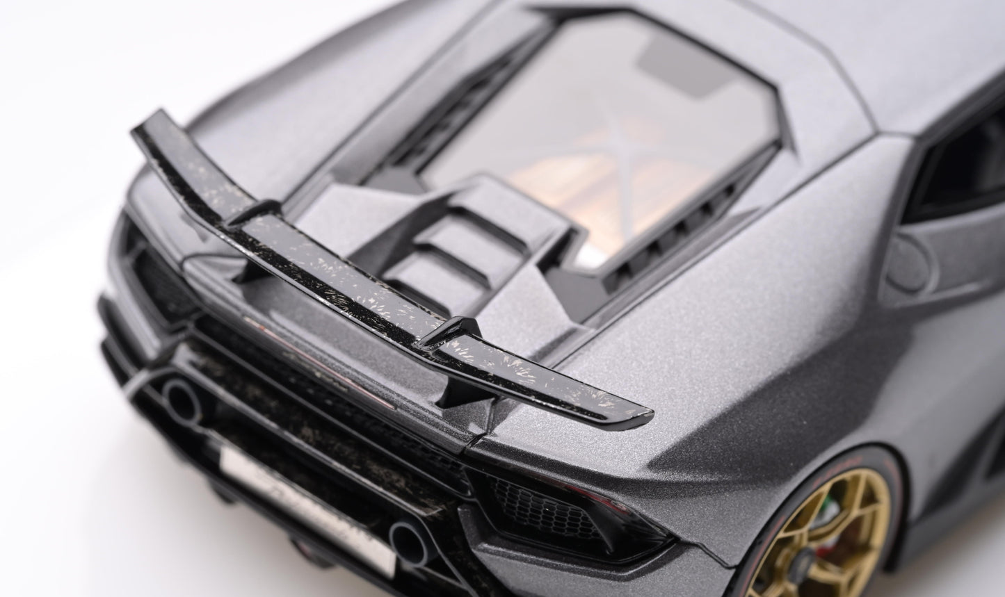 1:43 MakeUp Lamborghini Huracan Perfomante Center Lock Wheel EM384E
