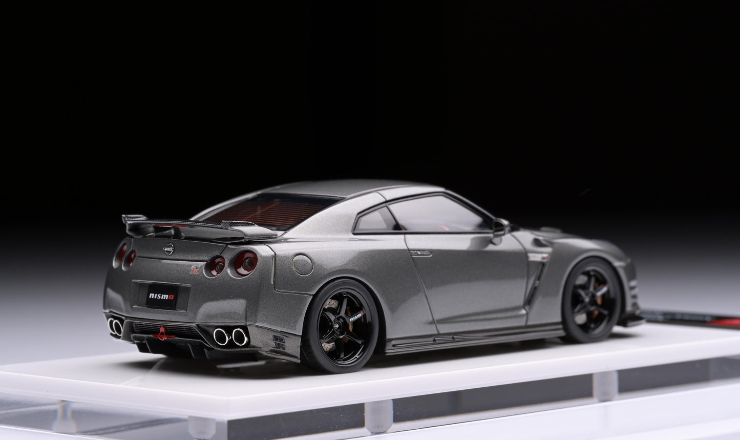 1:43 MakeUp NIssan NISMO GT-R R35 CRS 2013 EM702