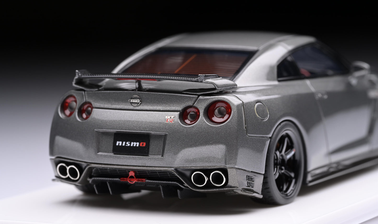 1:43 MakeUp NIssan NISMO GT-R R35 CRS 2013 EM702