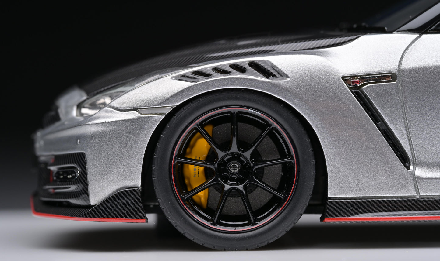 1:43 MakeUp Nissan NISMO GT-R R35 Special edition Ultimte Metal Silver EM709C