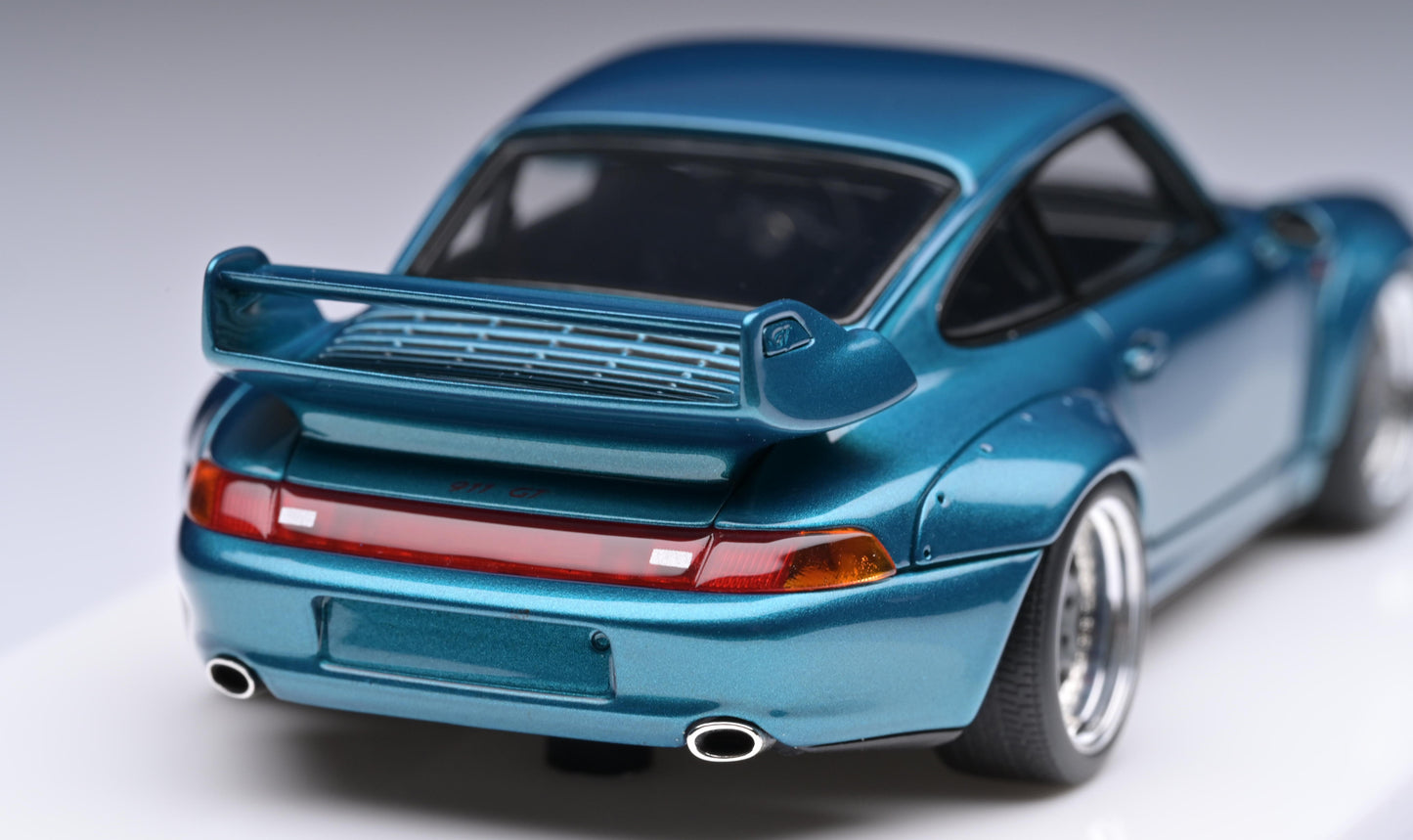 1:43 MakeUp Porsche 911 993 GT2 Street Turquoise Green Metalic VM114G
