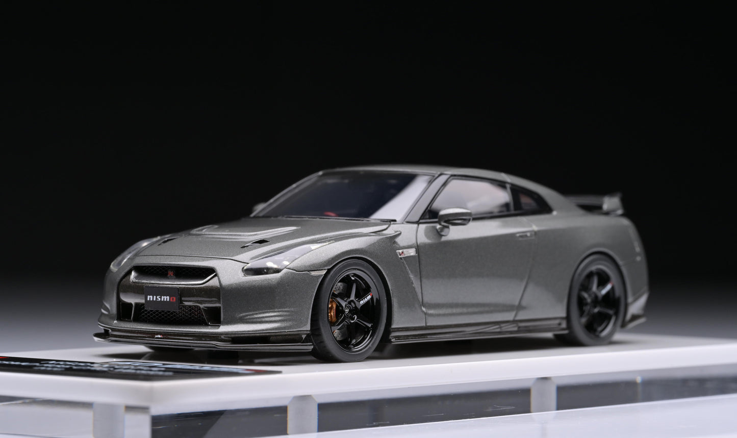 1:43 MakeUp Nissan GT-R R35 NISMO CRS 2008 EM703