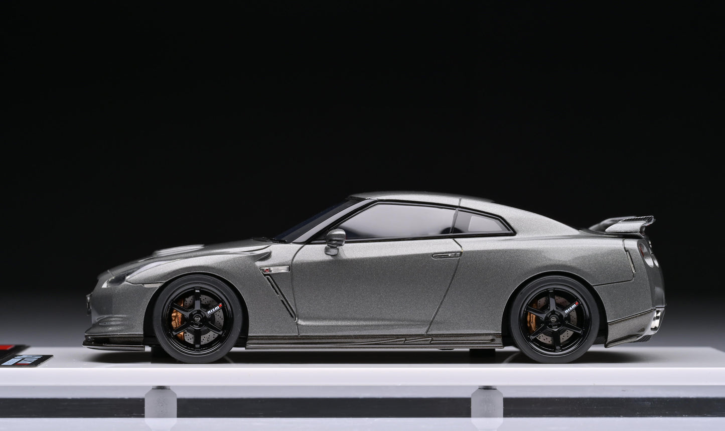 1:43 MakeUp Nissan GT-R R35 NISMO CRS 2008 EM703