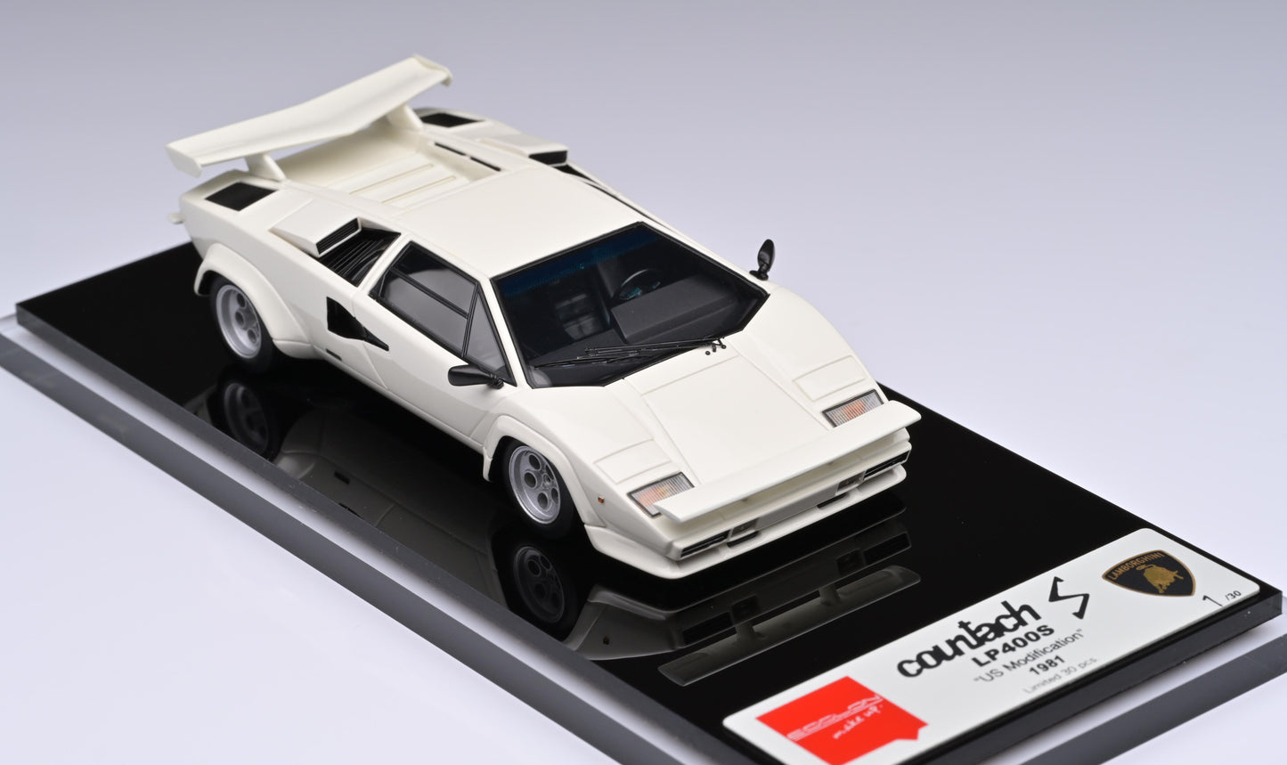 1:43 MakeUp Lamborghini Countach LP400S U.S.Modification 1981 White EM506B