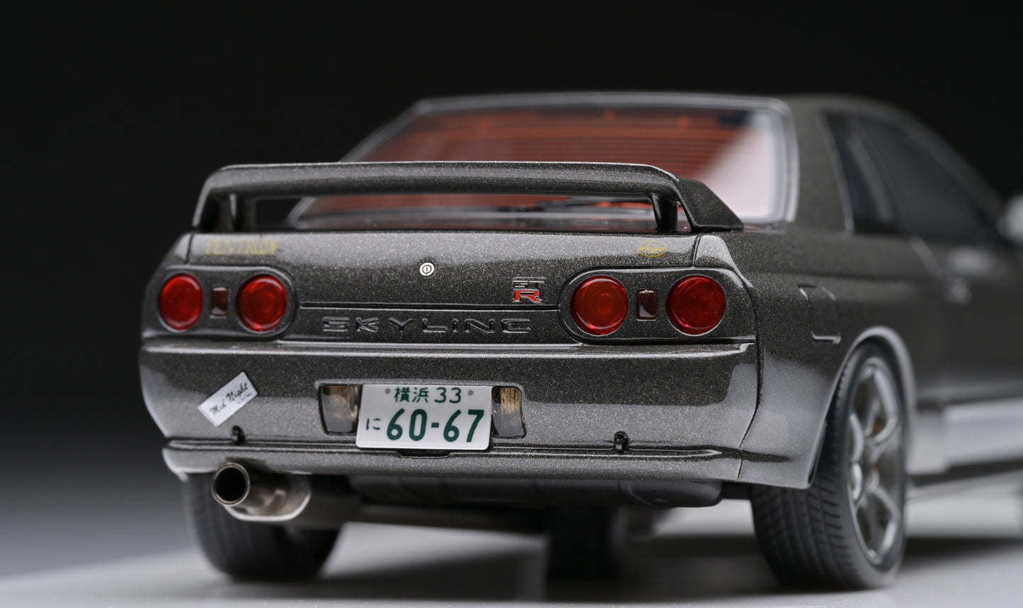 1:43 MakeUp Nissan Skyline GT-R R32 by Hiroshi Tamura Gun Gray Metallic EM784