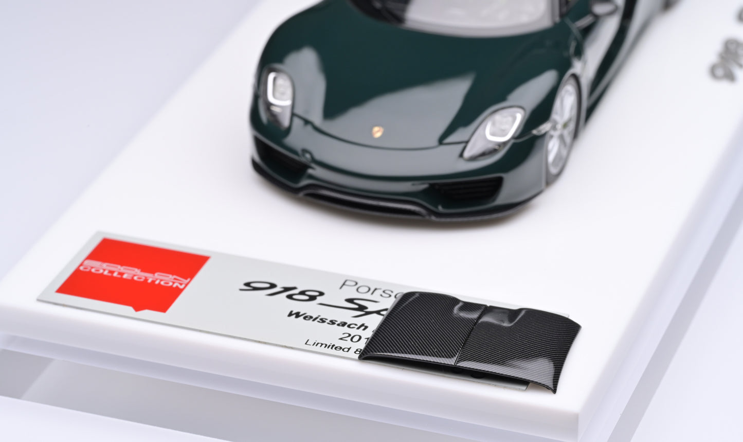 1:43 MakeUp Porsche 918 Spyder Weissach Package Brewster Green EM569G