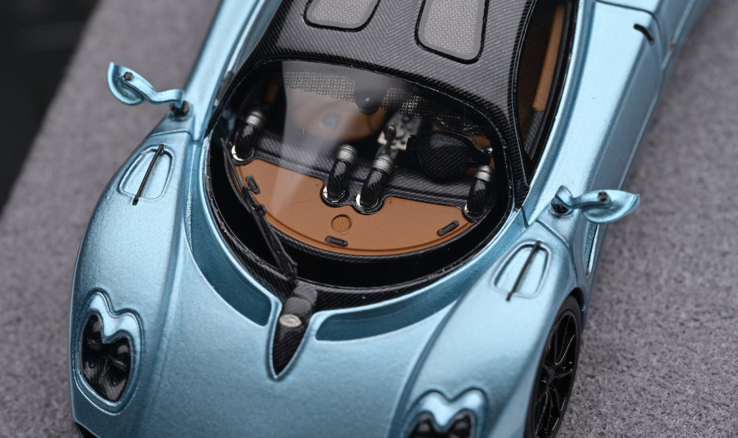 1:64 Figart Pagani Utopia Azzurro Sardegna LG64001C