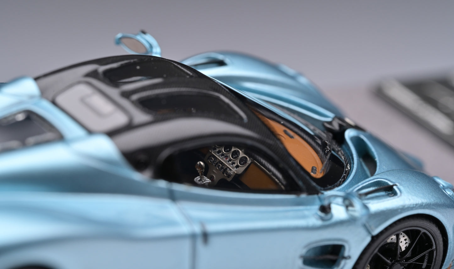 1:64 Figart Pagani Utopia Azzurro Sardegna LG64001C