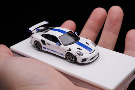 1/64 Fuelme x VenomModel Porsche 911 GT3RS Exclusive Edition FM-NEO64023