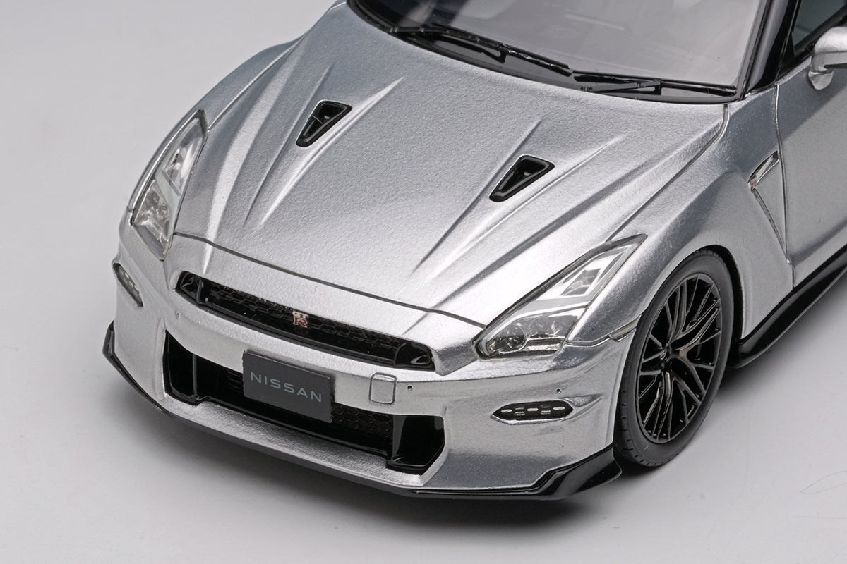 Pre-Order 1:43 MakeUp EM773 NISSAN GT-R Premium edition 2025