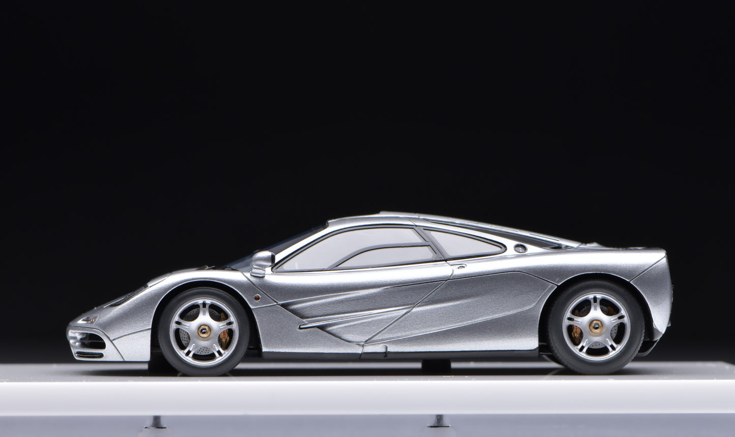 1:43 MakeUp McLaren F1 Roadcar 1994 EM748A