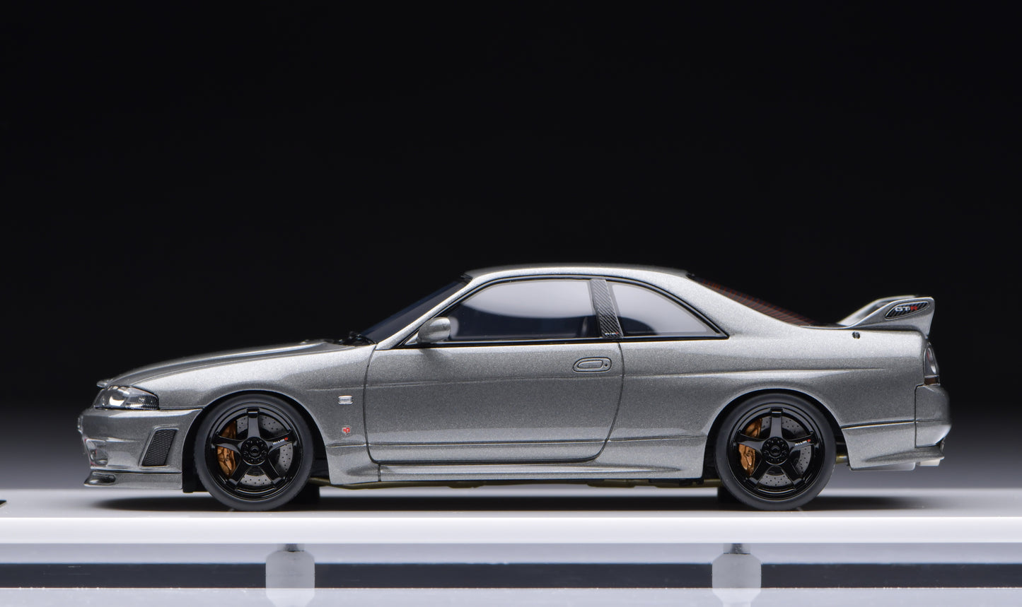 1:43 MakeUp Nissan Skyline GT-R(NISMO BCNR33 CRS Version)2022 EM770