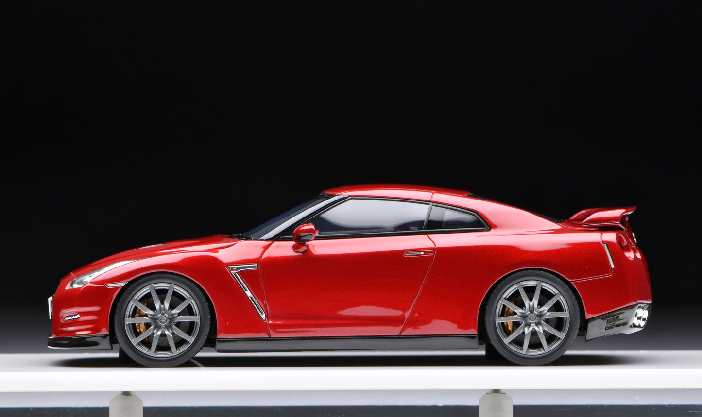 1:43 MakeUp Nissan GT-R R35 2014(Premium Edition) EM414A