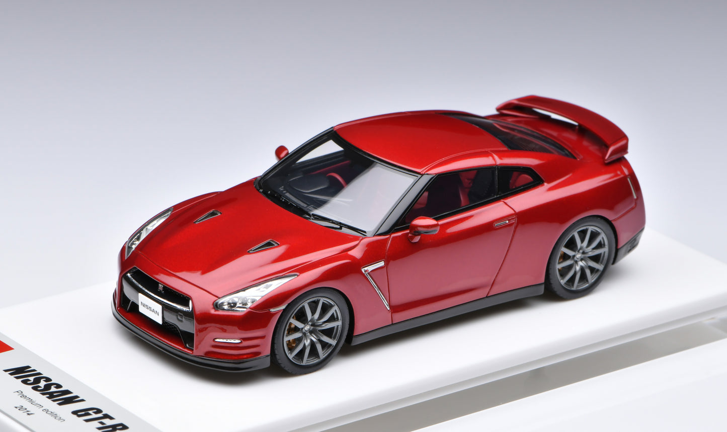 1:43 MakeUp Nissan GT-R R35 2014(Premium Edition) EM414A