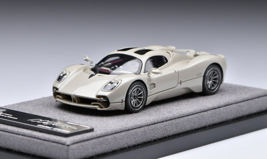 1:64 Figart Pagani Utopia Grigio Riascimento LG64001A