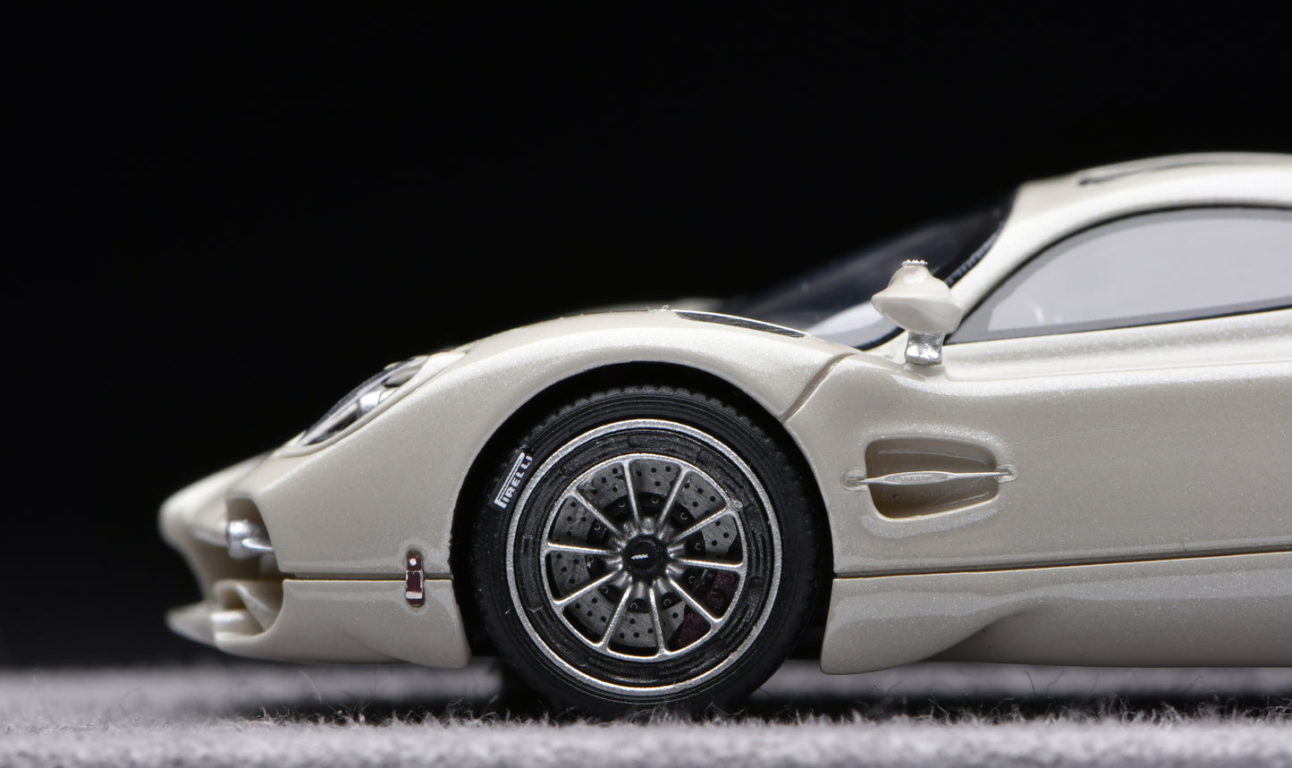 1:64 Figart Pagani Utopia Grigio Riascimento LG64001A
