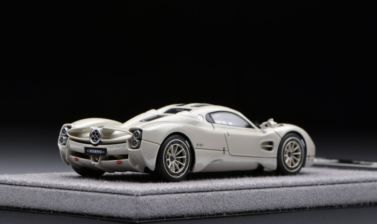 1:64 Figart Pagani Utopia Grigio Riascimento LG64001A