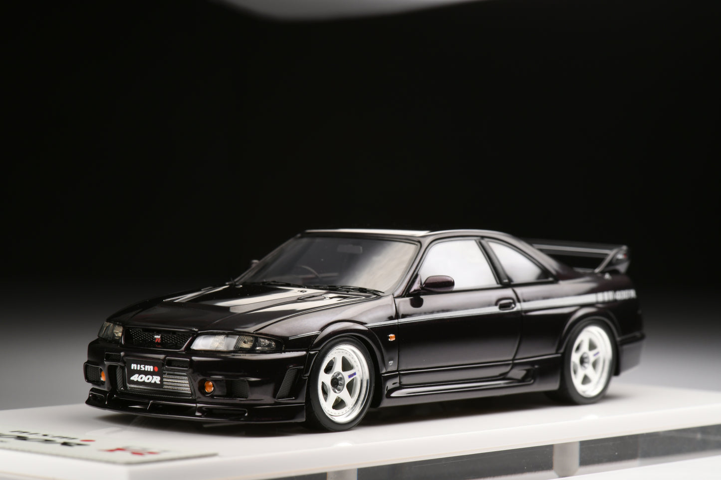 1:43 MakeUp Nissan Nismo 400R 1996 EM397B