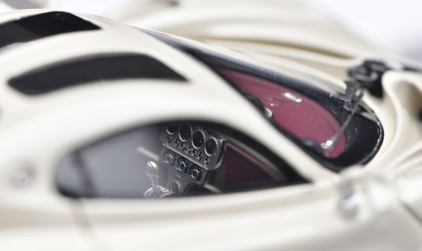 1:64 Figart Pagani Utopia Grigio Riascimento LG64001A