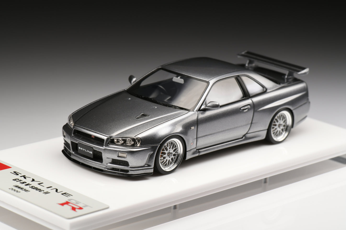 1:43 MakeUp Nissan Skyline GT-R (BNR34) V-spec II 2000 (BBS LM Wheel) EM509C