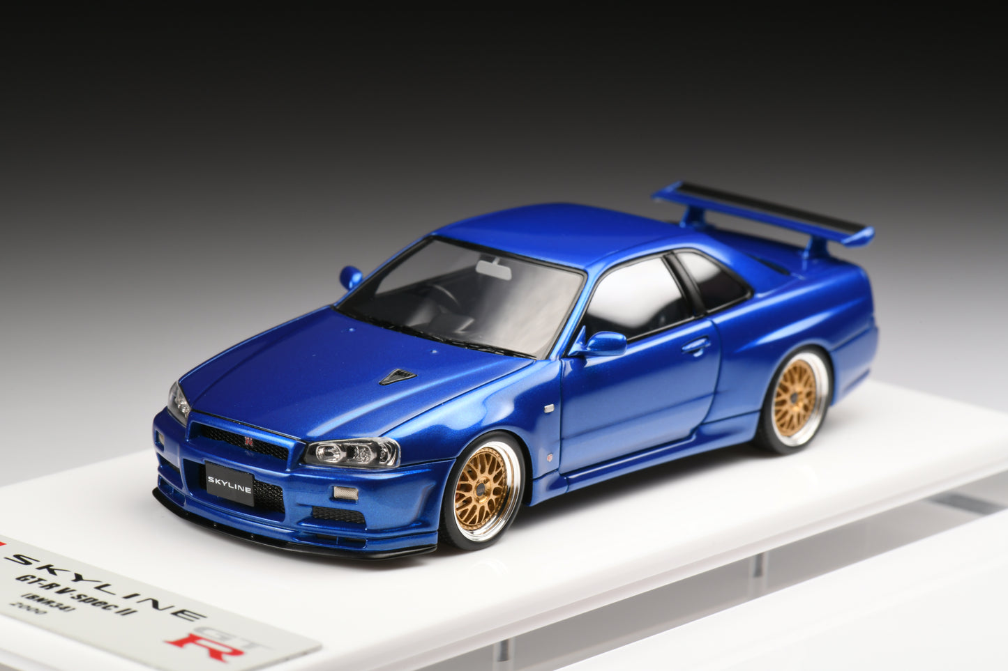 1:43 MakeUp Nissan Skyline GT-R (BNR34) V-spec II 2000 (BBS LM Wheel) EM509A