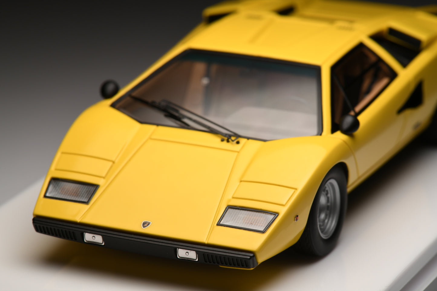 1:43 MakeUp Lamborghini Countach LP400 1974 EM387A